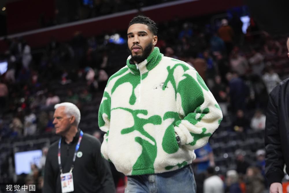 不仅色彩更 不仅色彩更