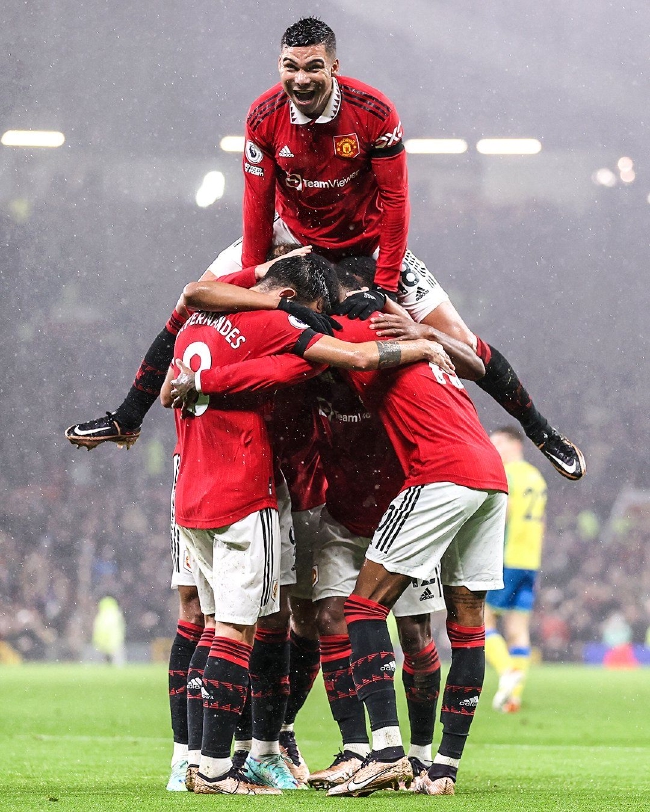 会背景及市 会背景及市