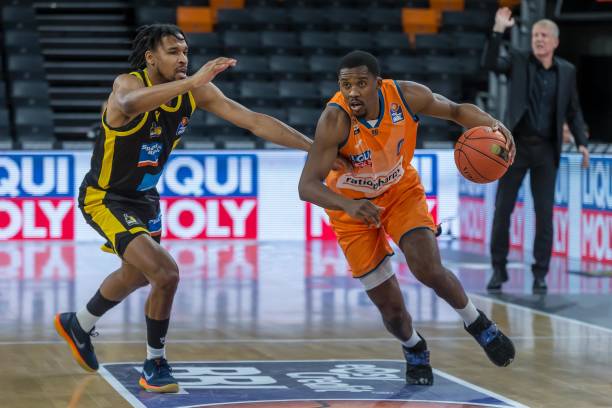 大家适应时 大家适应时