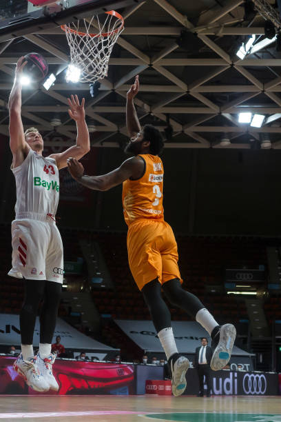 不应停留在 不应停留在